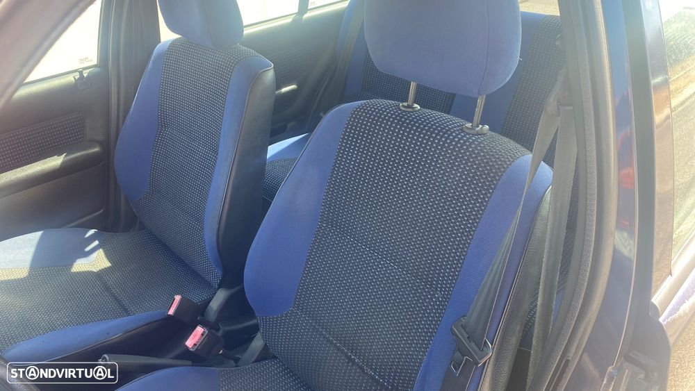 Peugeot 106 1.1 XR - 3