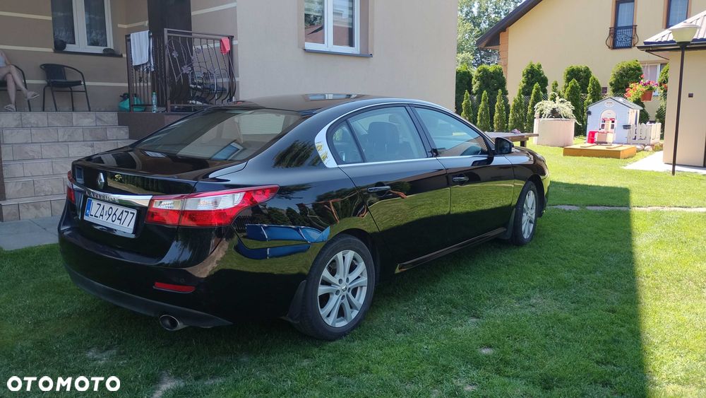 Renault Latitude - 3