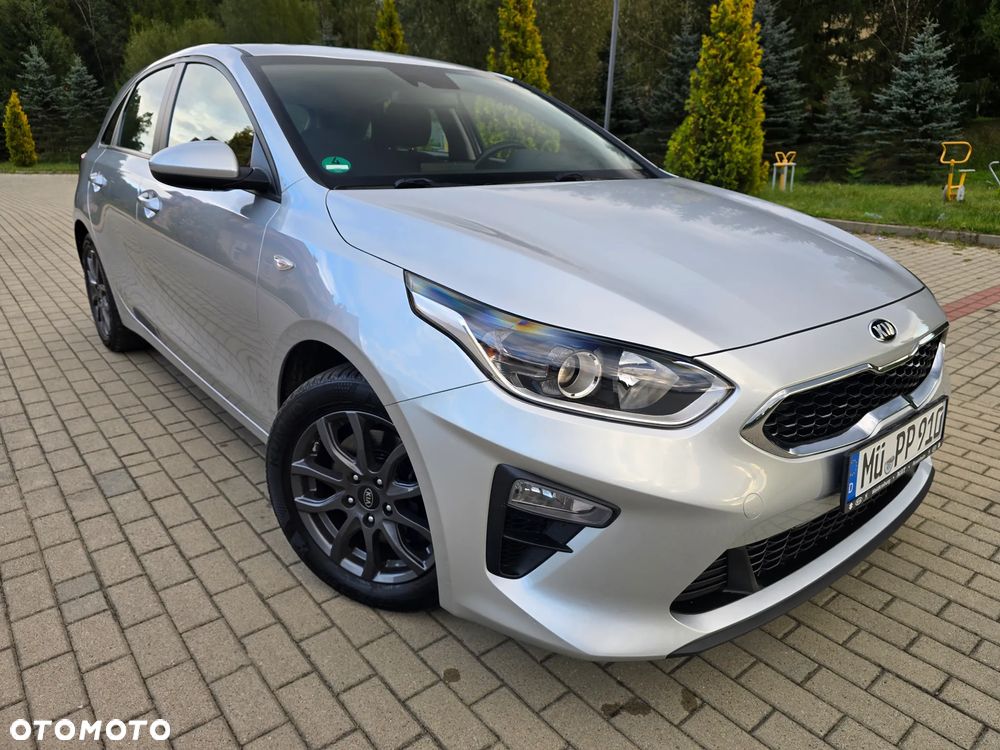 Kia Ceed 1.4 CVVT Fifa World Cup Edition - 4