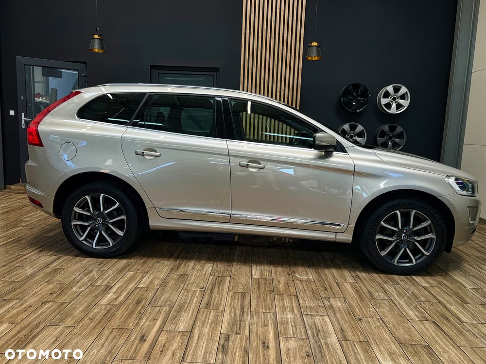 Volvo XC 60 D4 Momentum - 7