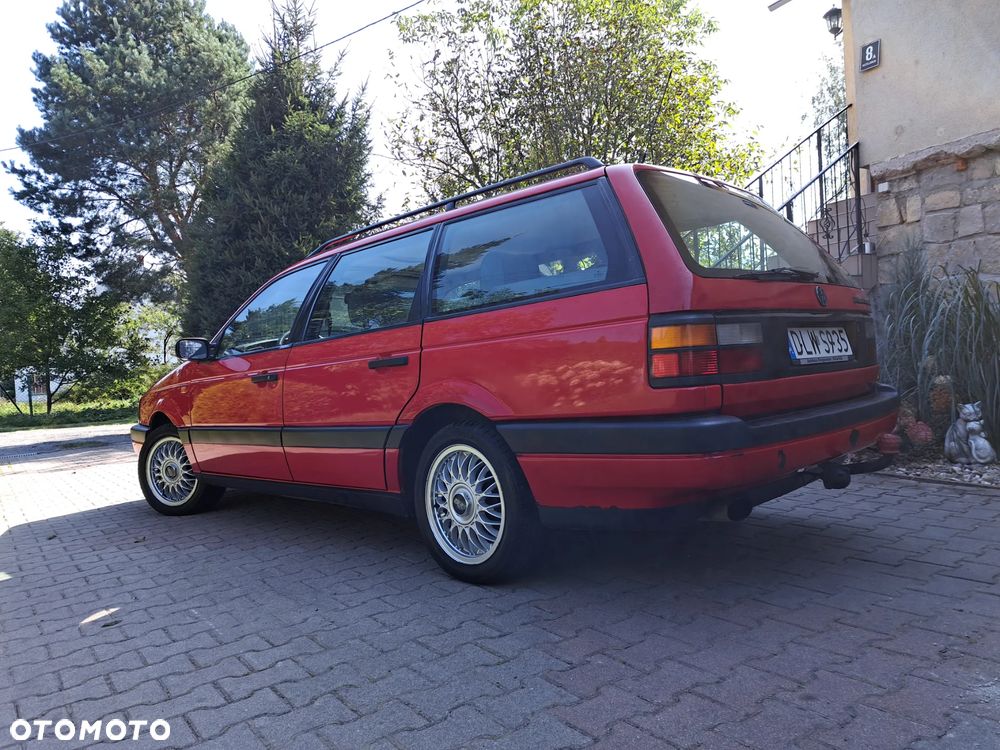 Volkswagen Passat 1.9 TD GL - 5