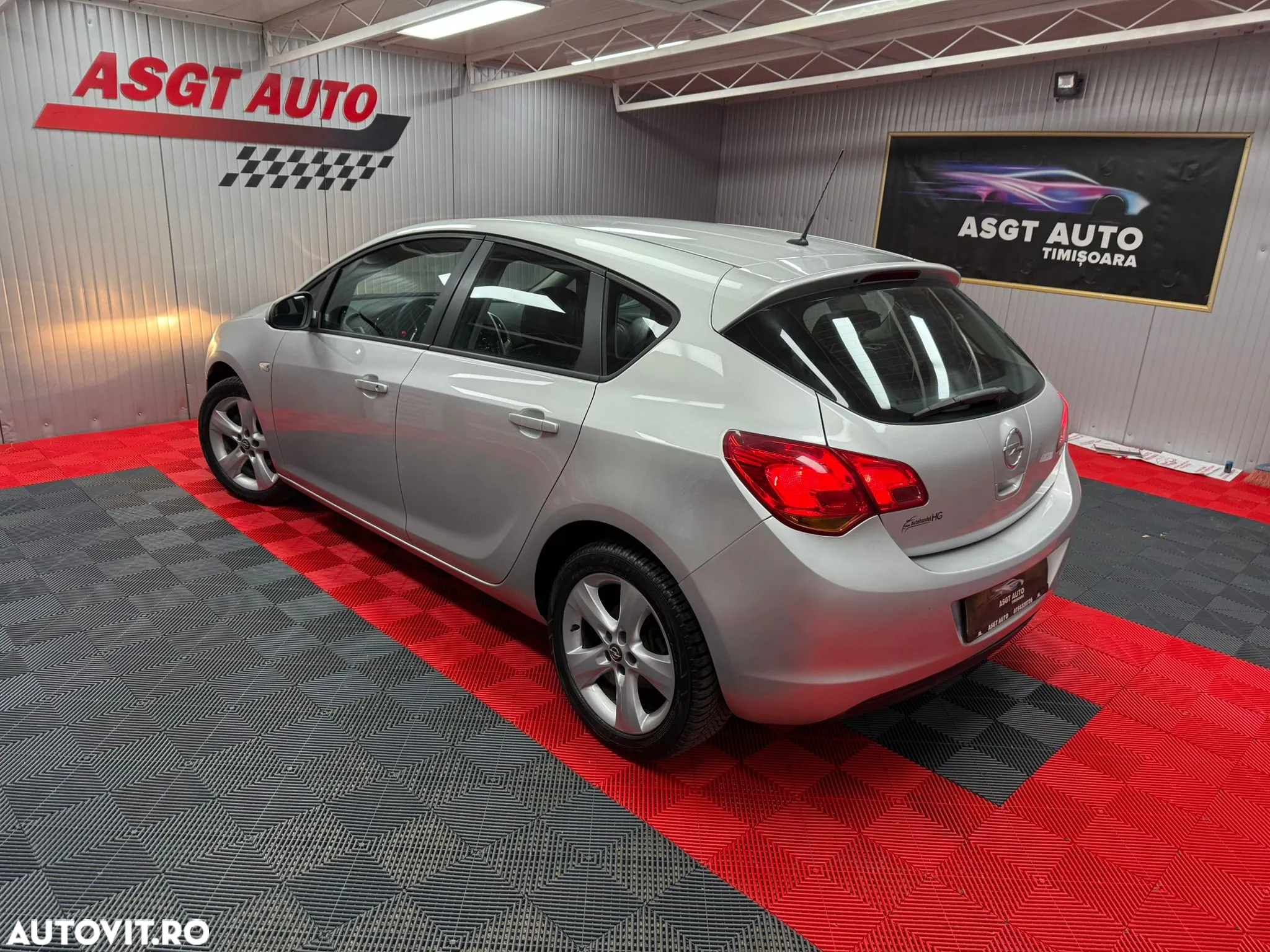 Opel Astra 1.6 - 5