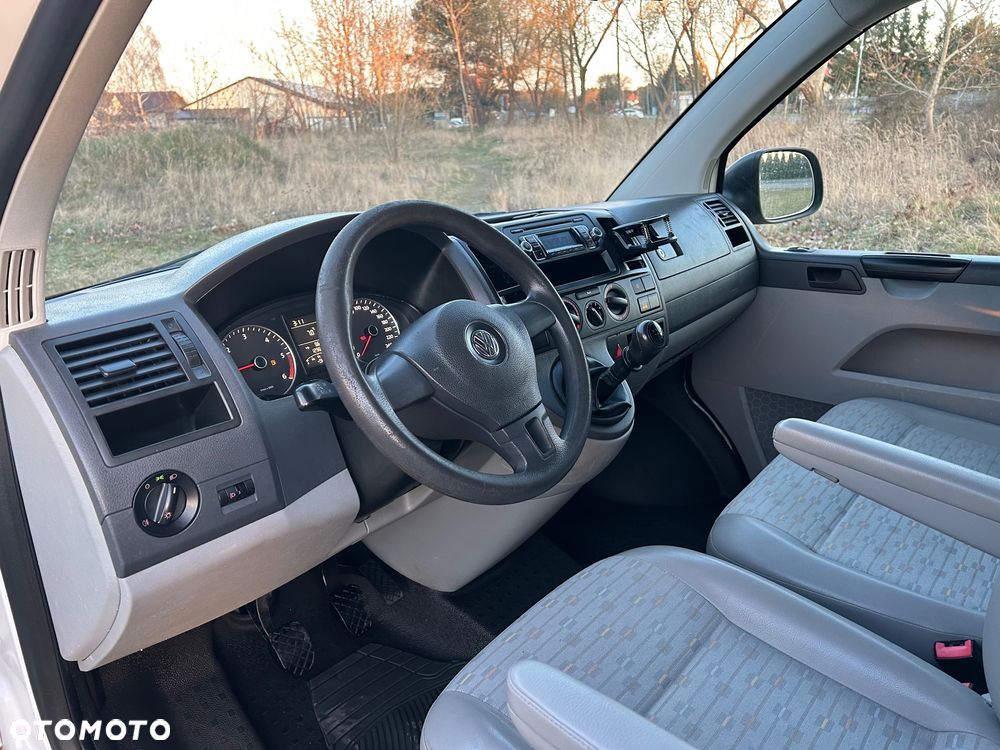 Volkswagen Transporter - 17