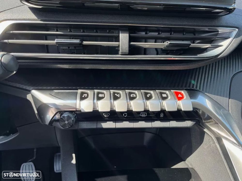 Peugeot 3008 1.5 BlueHDi Active - 14