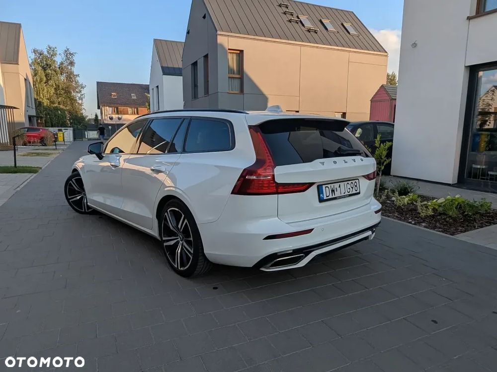 Volvo V60 D4 R-Design - 7