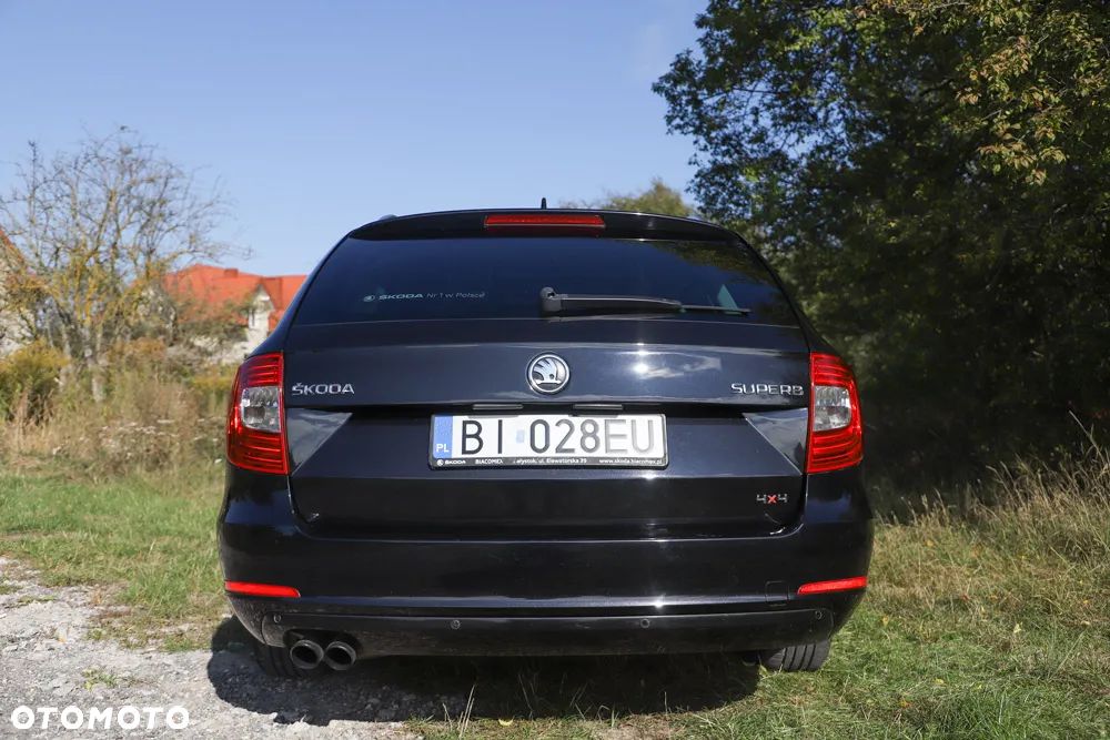 Skoda Superb 2.0 TDI 4x4 Elegance DSG - 5