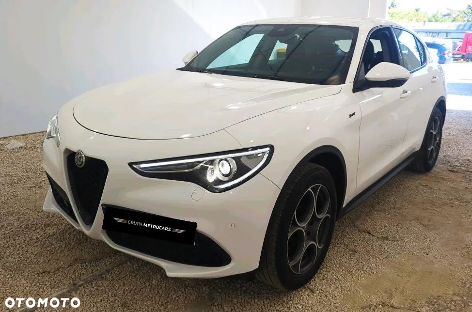Alfa Romeo Stelvio 2.0 Turbo Sprint Q4 - 3