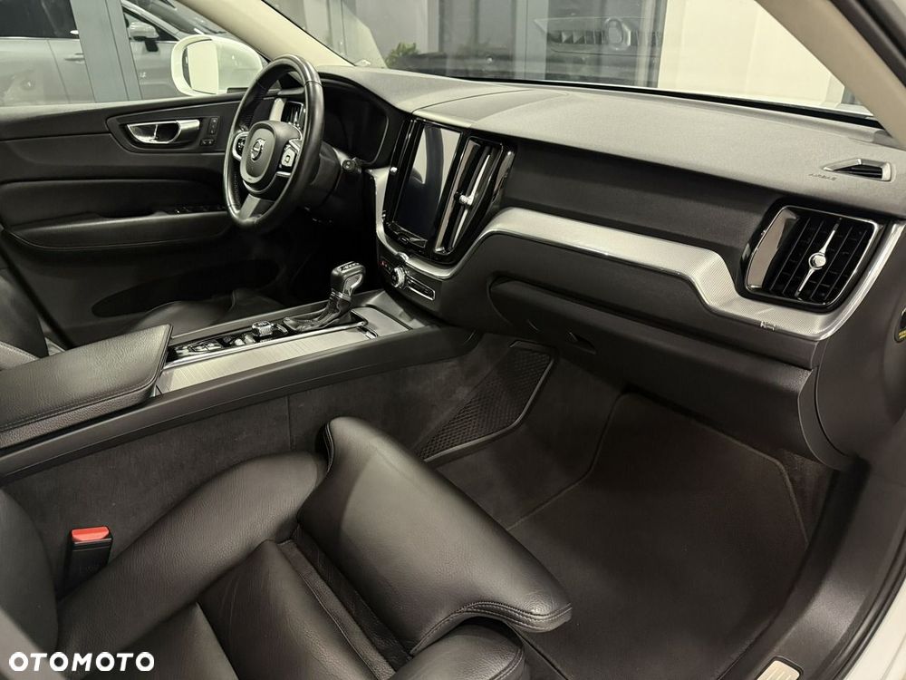 Volvo XC 60 D4 AWD Geartronic Inscription - 26