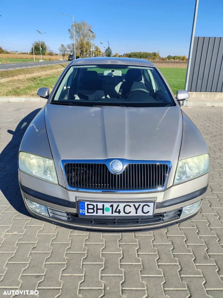 Skoda Octavia 1.6 FSI Trend - 1