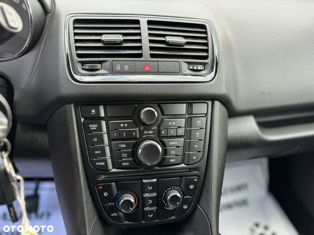 Opel Meriva - 17
