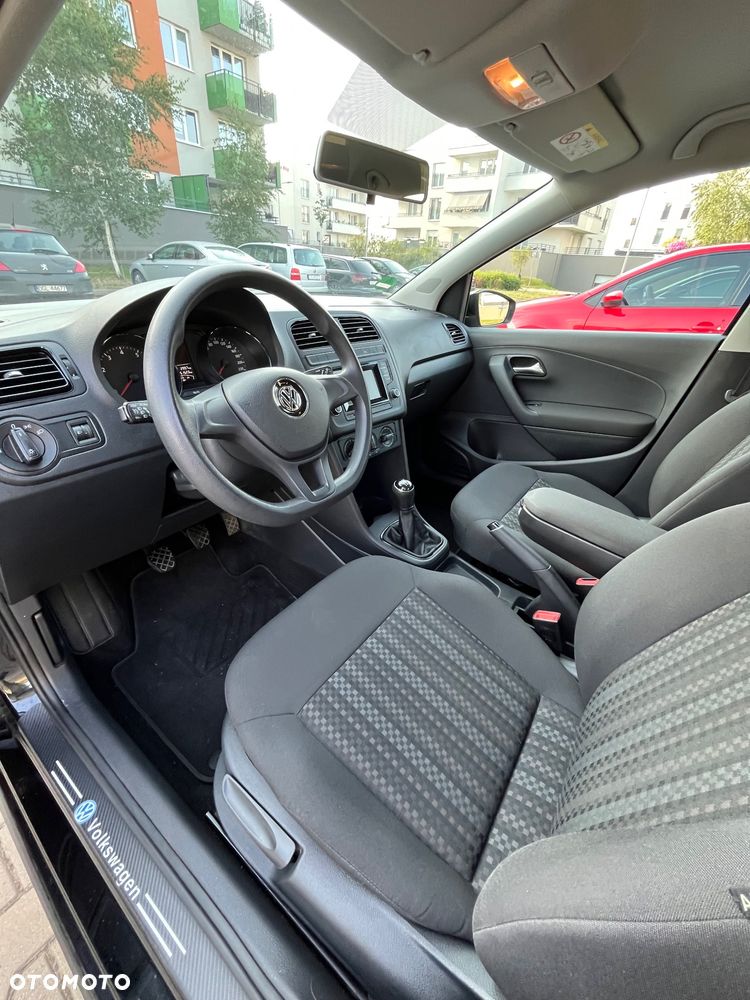 Volkswagen Polo 1.0 Trendline Perfectline - 26