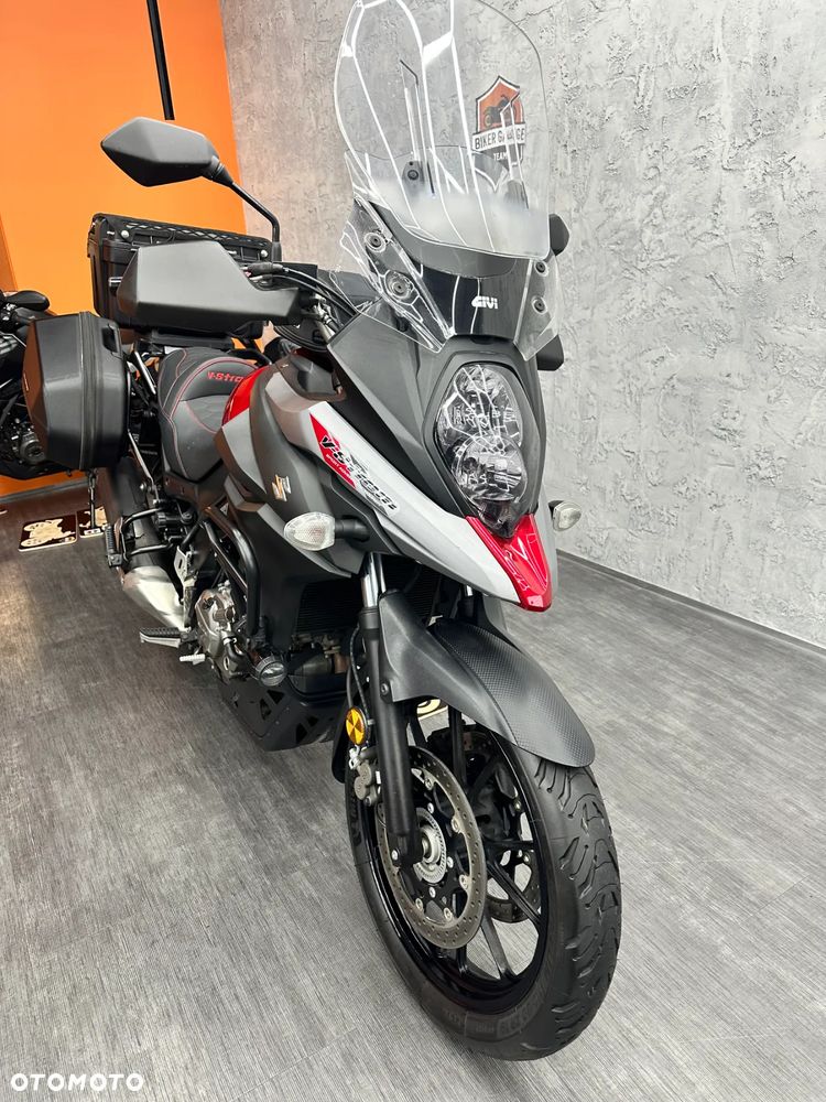 Suzuki V-STROM - 12