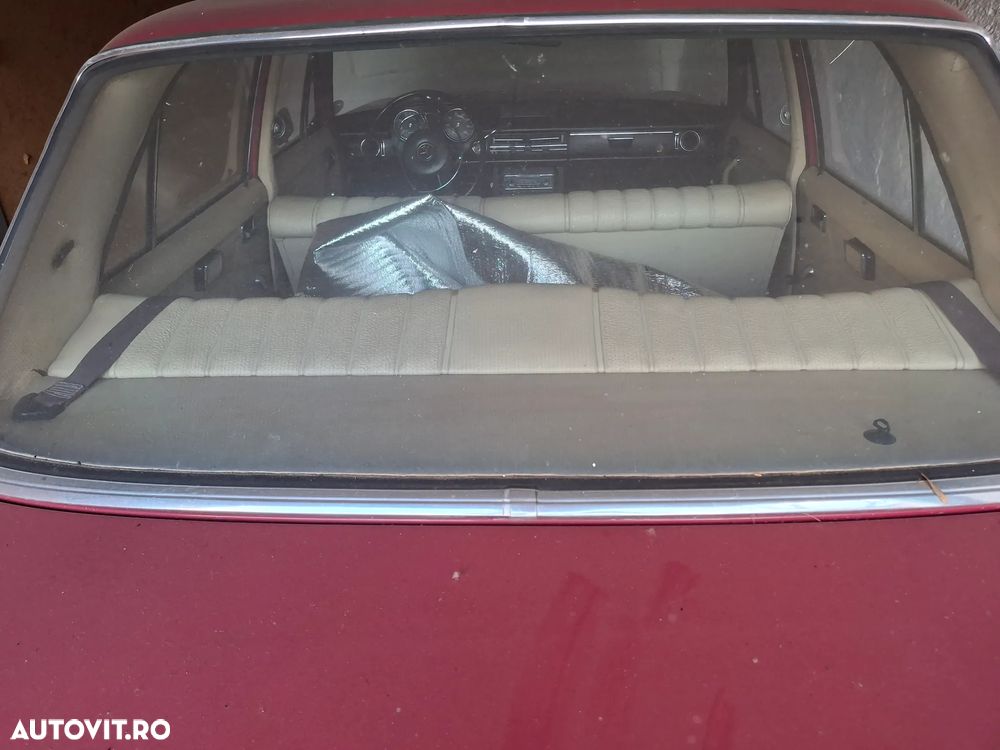 Mercedes-Benz W115 - 12