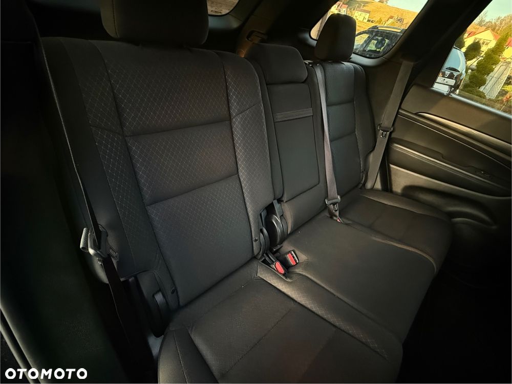 Jeep Grand Cherokee - 24