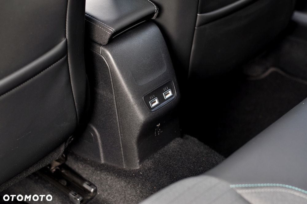 Peugeot 2008 BlueHDi 110 Allure Pack - 22