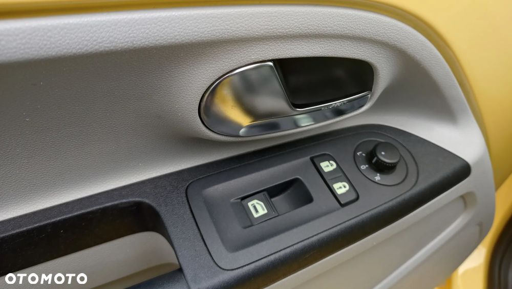 Seat Mii 1.0 by Mango - 19