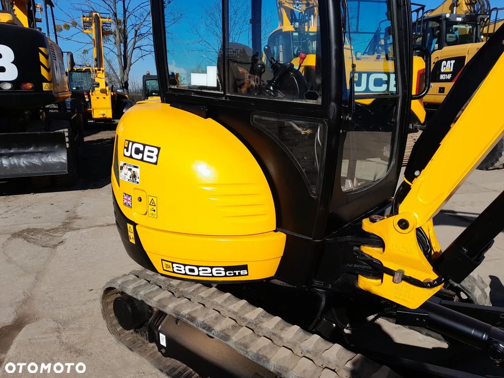 JCB 8026 - 17