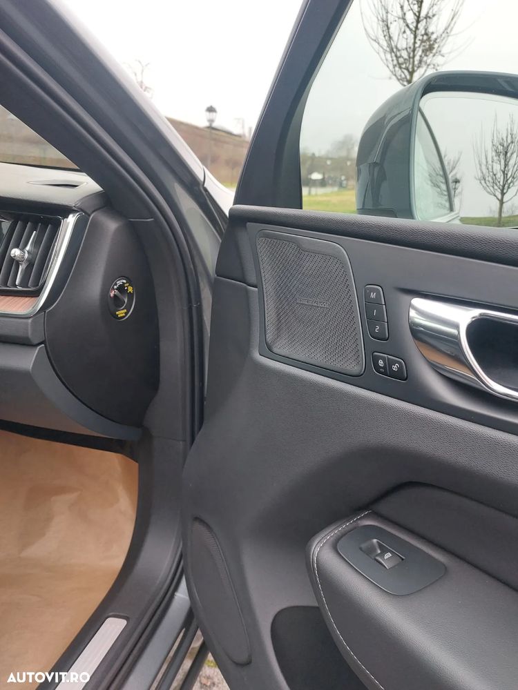 Volvo XC 60 B5 D AWD Geartronic Inscription - 24