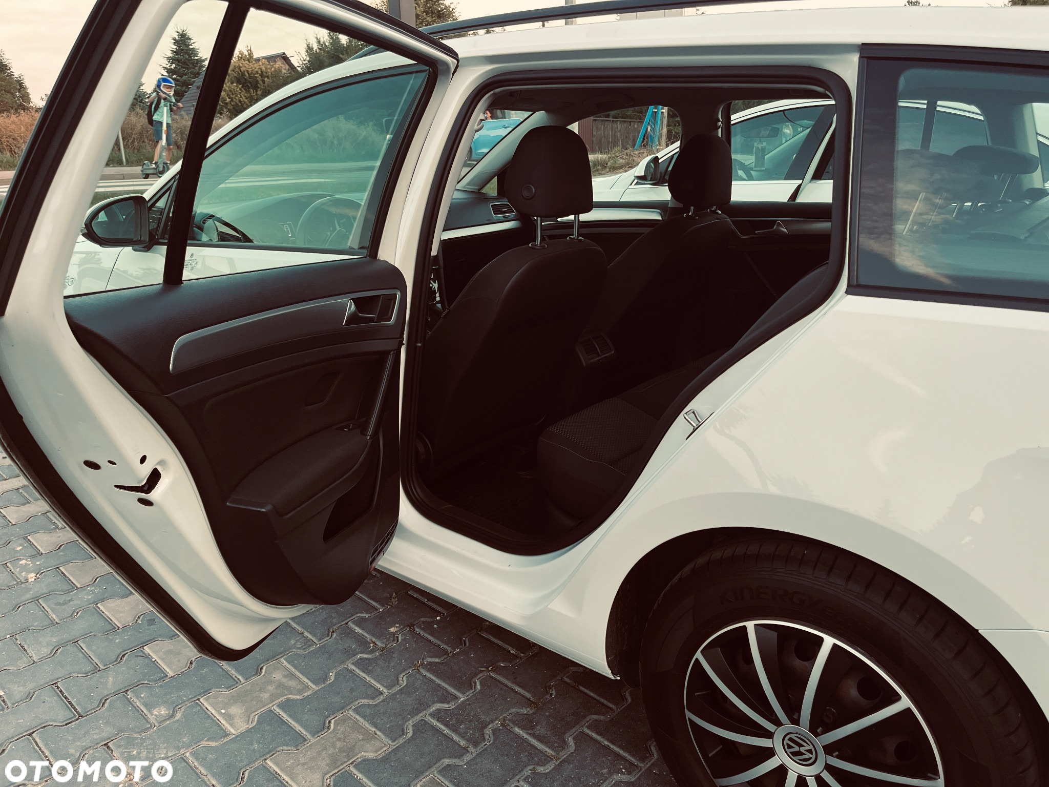 Volkswagen Golf VII 1.6 TDI BMT Trendline - 6