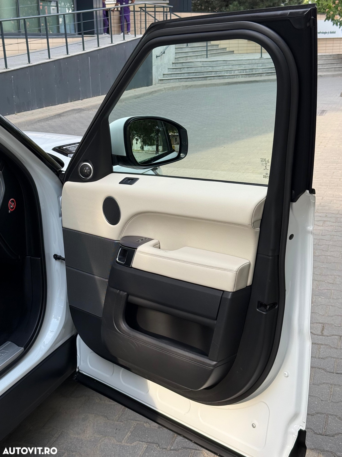 Land Rover Range Rover Sport 3.0 I6 D300 MHEV HSE Dynamic - 5