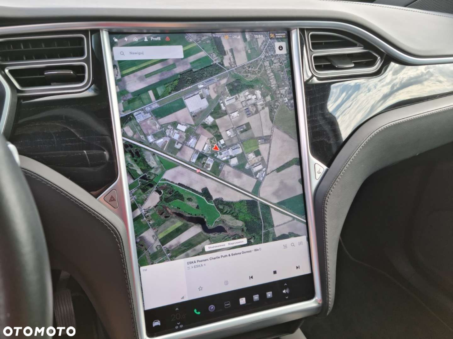 Tesla Model X 75 D - 19