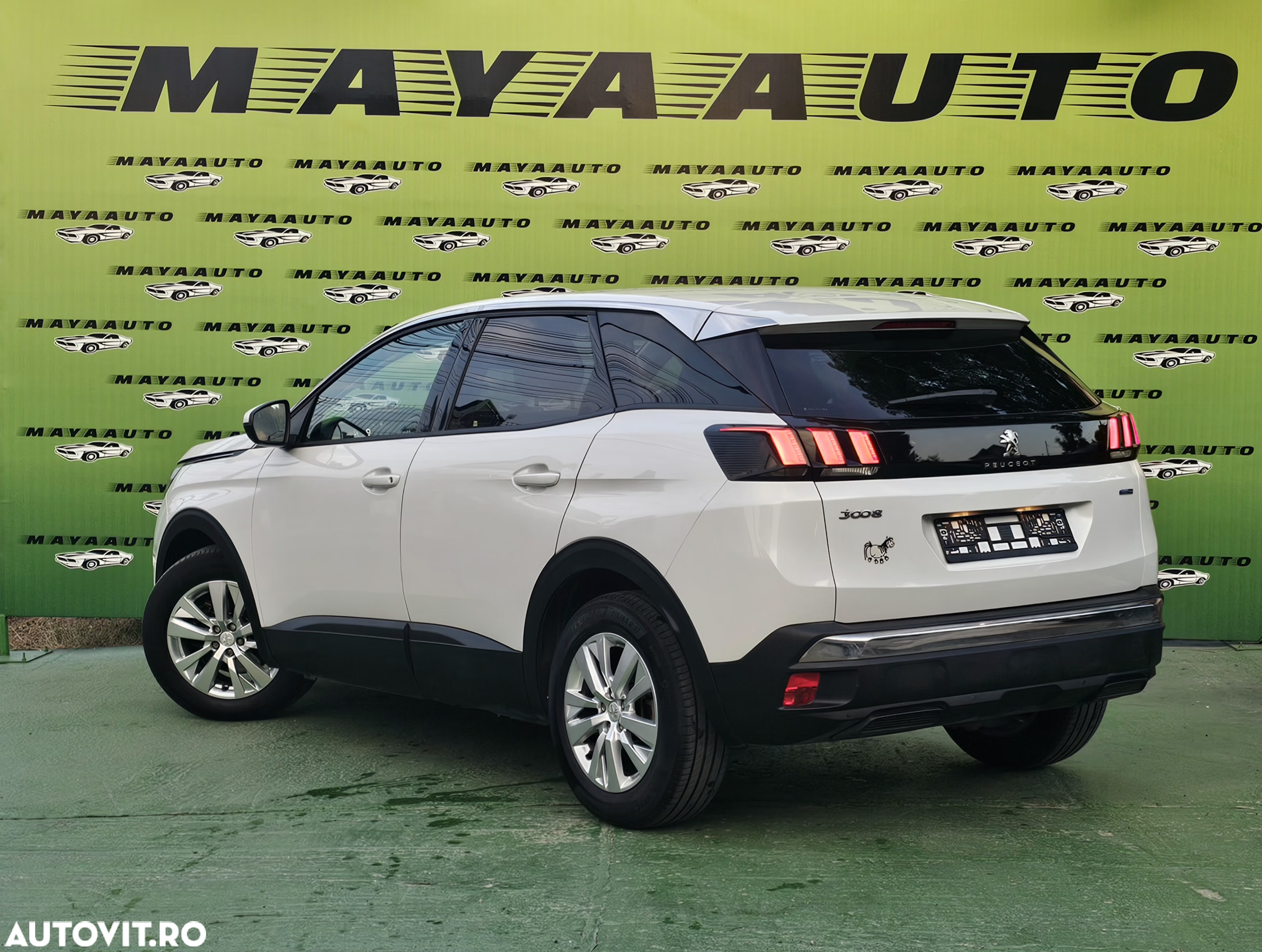 Peugeot 3008 1.2 PureTech Turbo S&S EAT6 Active - 8