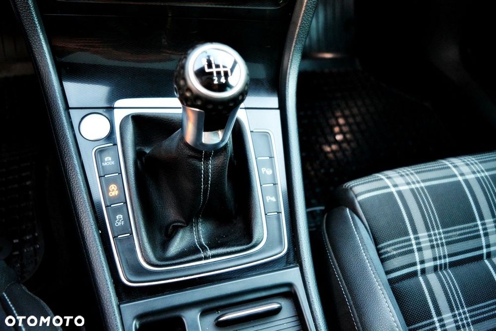 Volkswagen Golf GTD BlueMotion Technology - 11