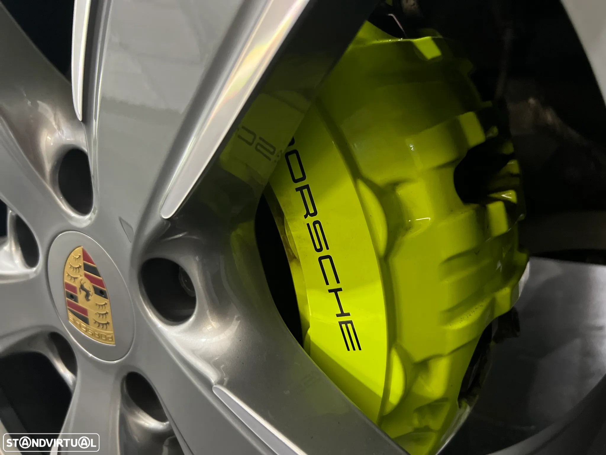 Porsche Cayenne E-Hybrid Platinum Edition - 15
