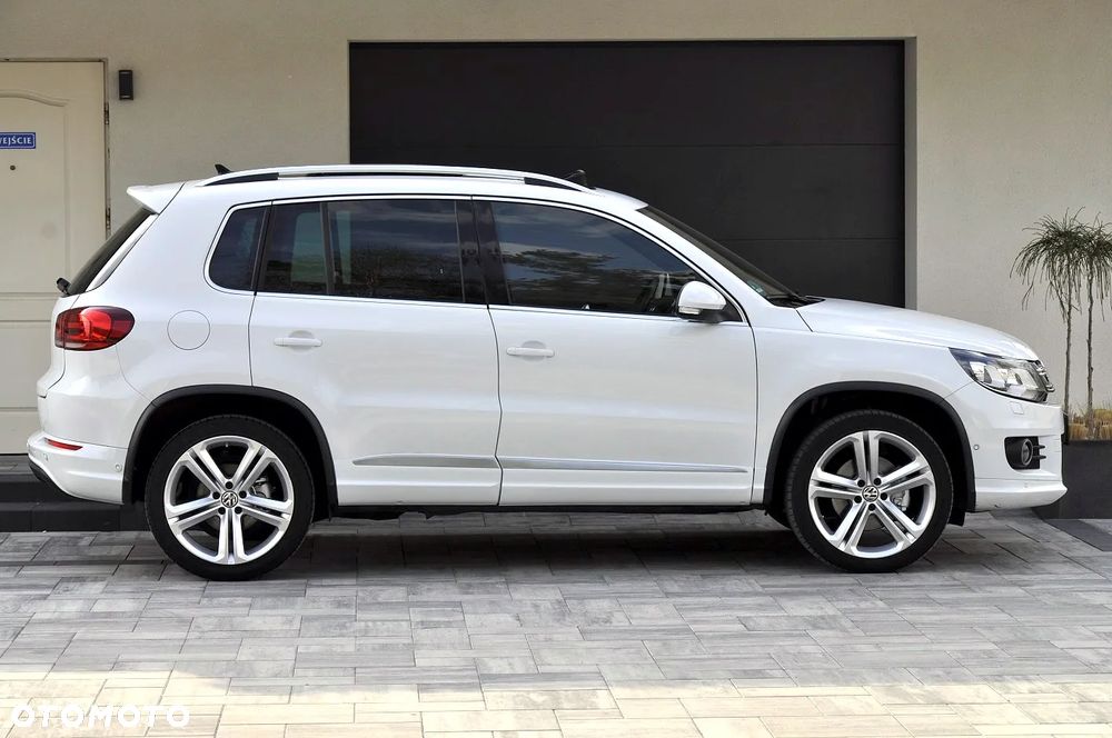 Volkswagen Tiguan 2.0 TDI 4Mot Perfectline R-Style DSG - 4