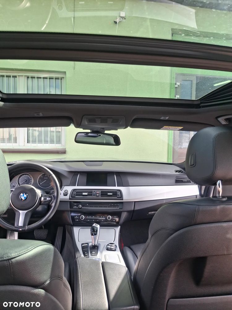 BMW Seria 5 530d xDrive - 10