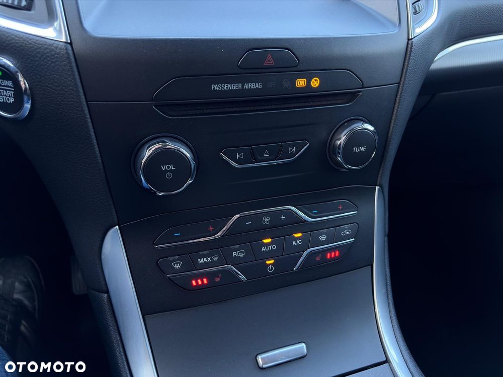 Ford S-Max 2.5 Hybrid Titanium CVT 7os - 32