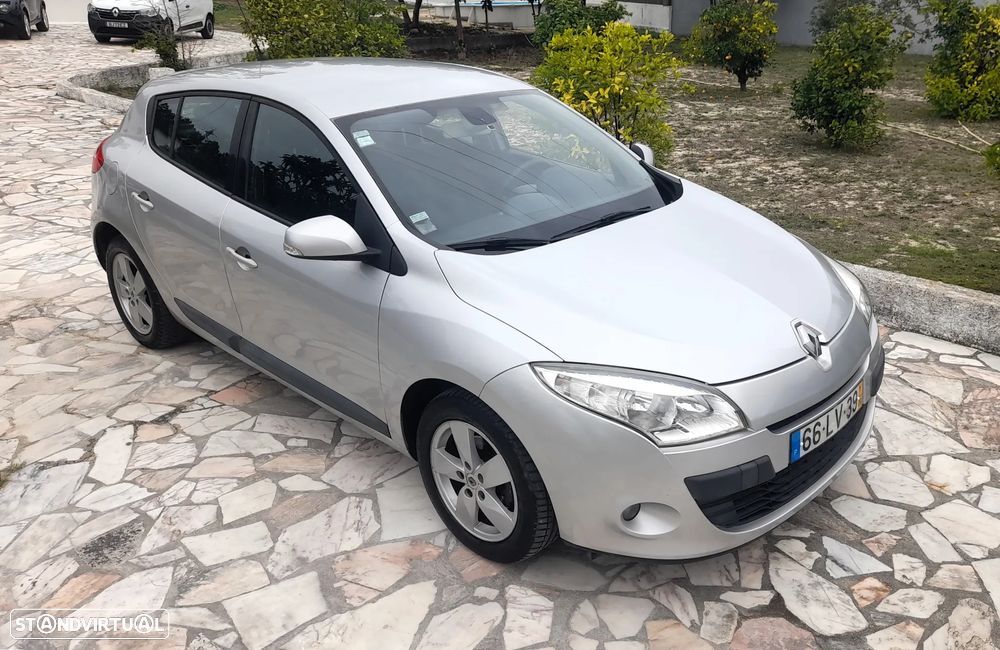 Renault Mégane 1.5 dCi Dynamique - 10