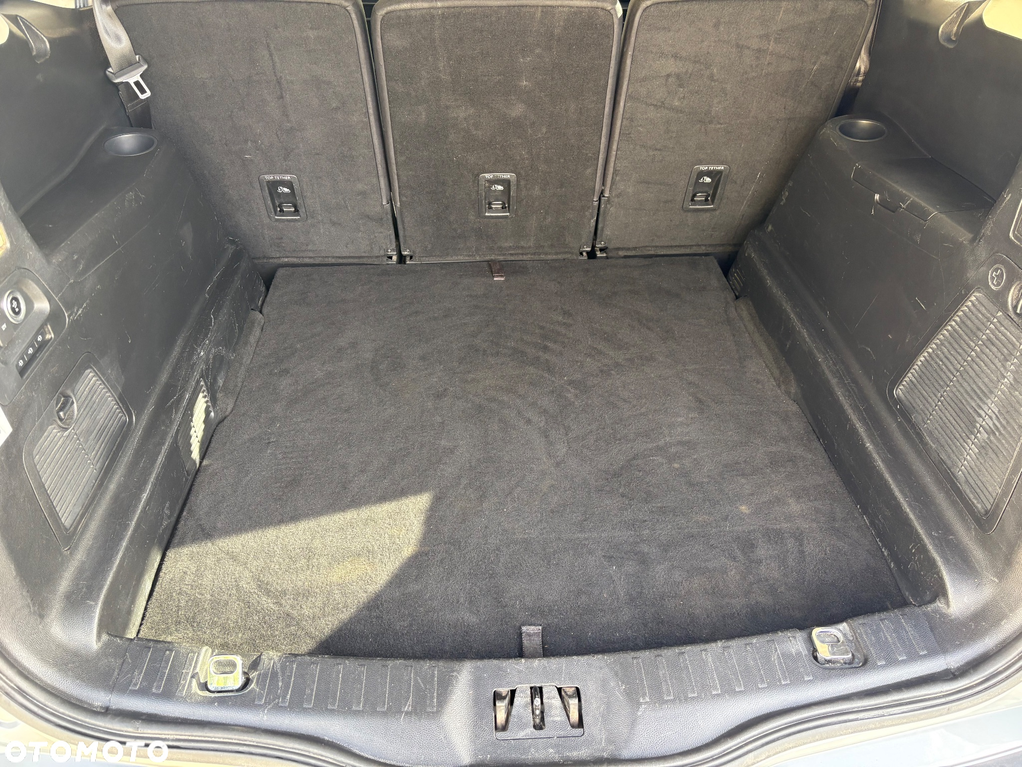 Ford S-Max 2.0 TDCi Titanium PowerShift - 6