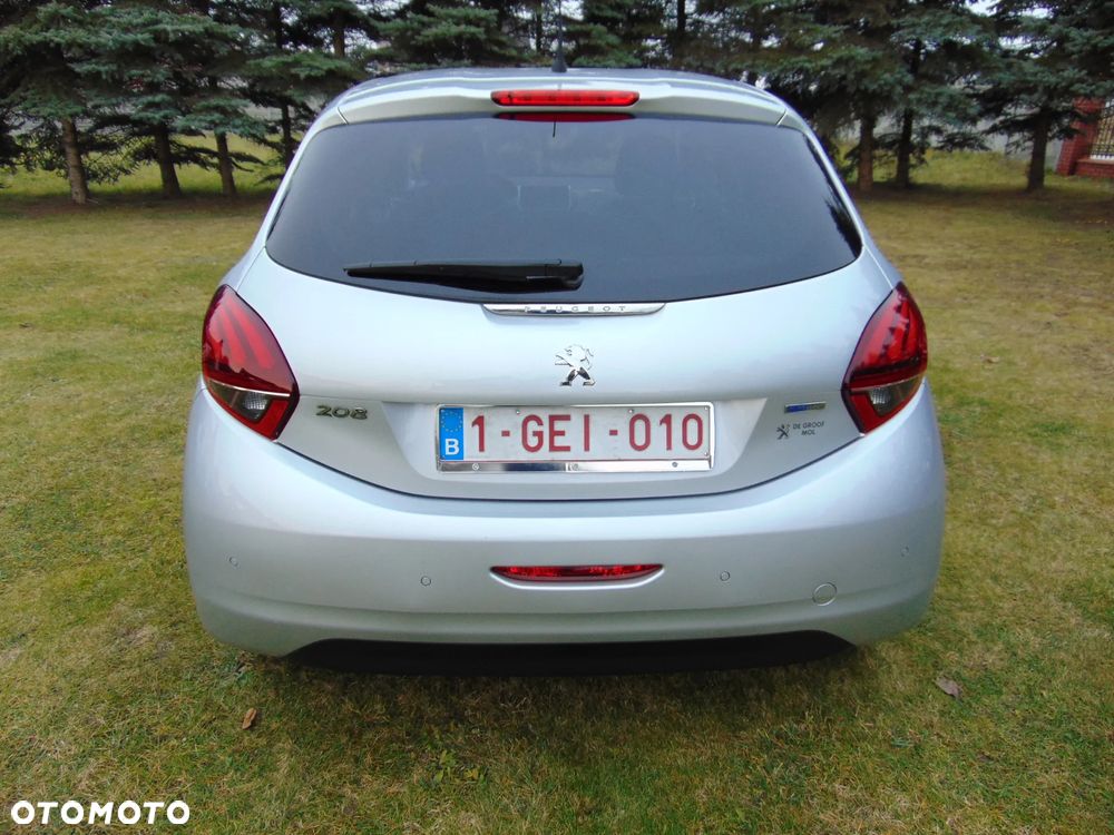 Peugeot 208 82 PureTech Style - 9