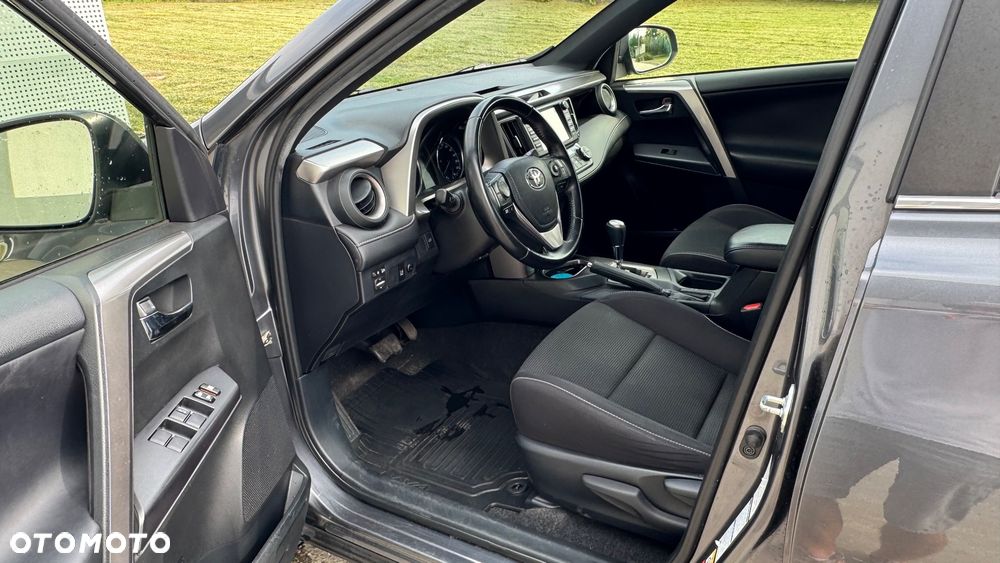 Toyota RAV4 Hybrid Premium 4x4 - 10