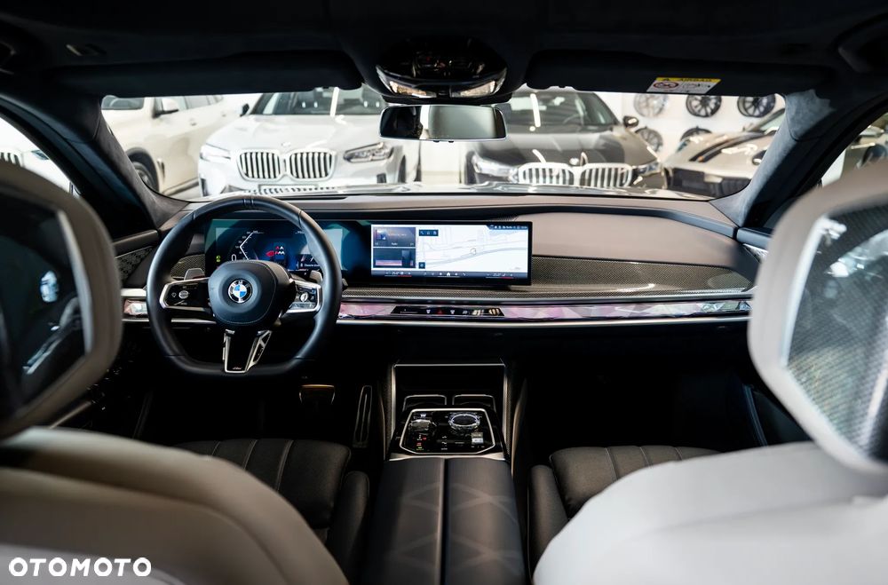 BMW Seria 7 740d xDrive sport - 28