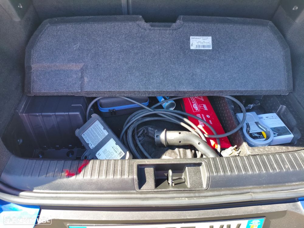 Renault Captur E-TECH 160 INTENS - 4