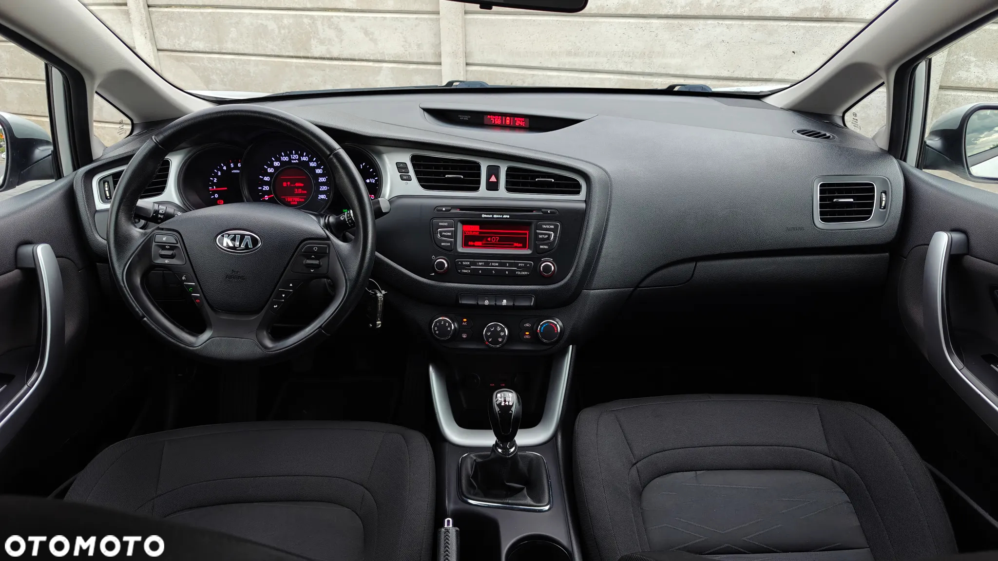Kia Ceed Cee'd 1.4 CRDi M - 26