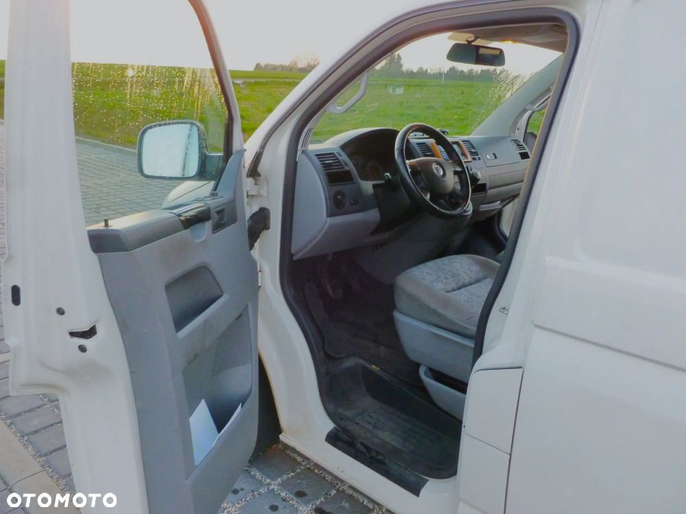 Volkswagen Transporter L1H1 - 11