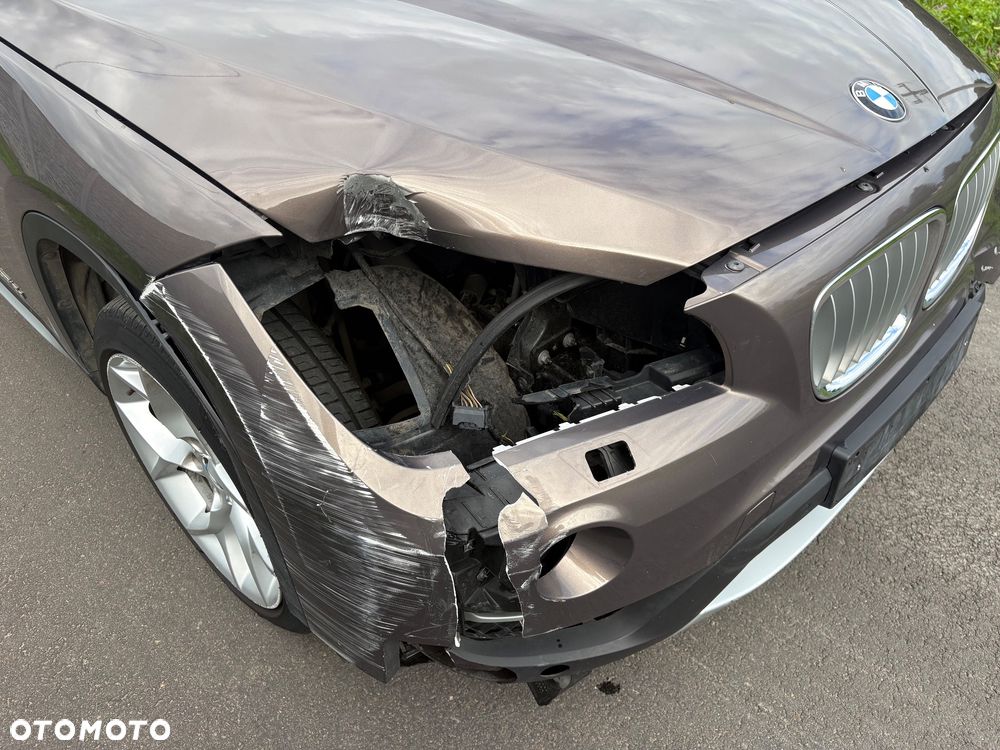 BMW X1 xDrive18d xLine - 8