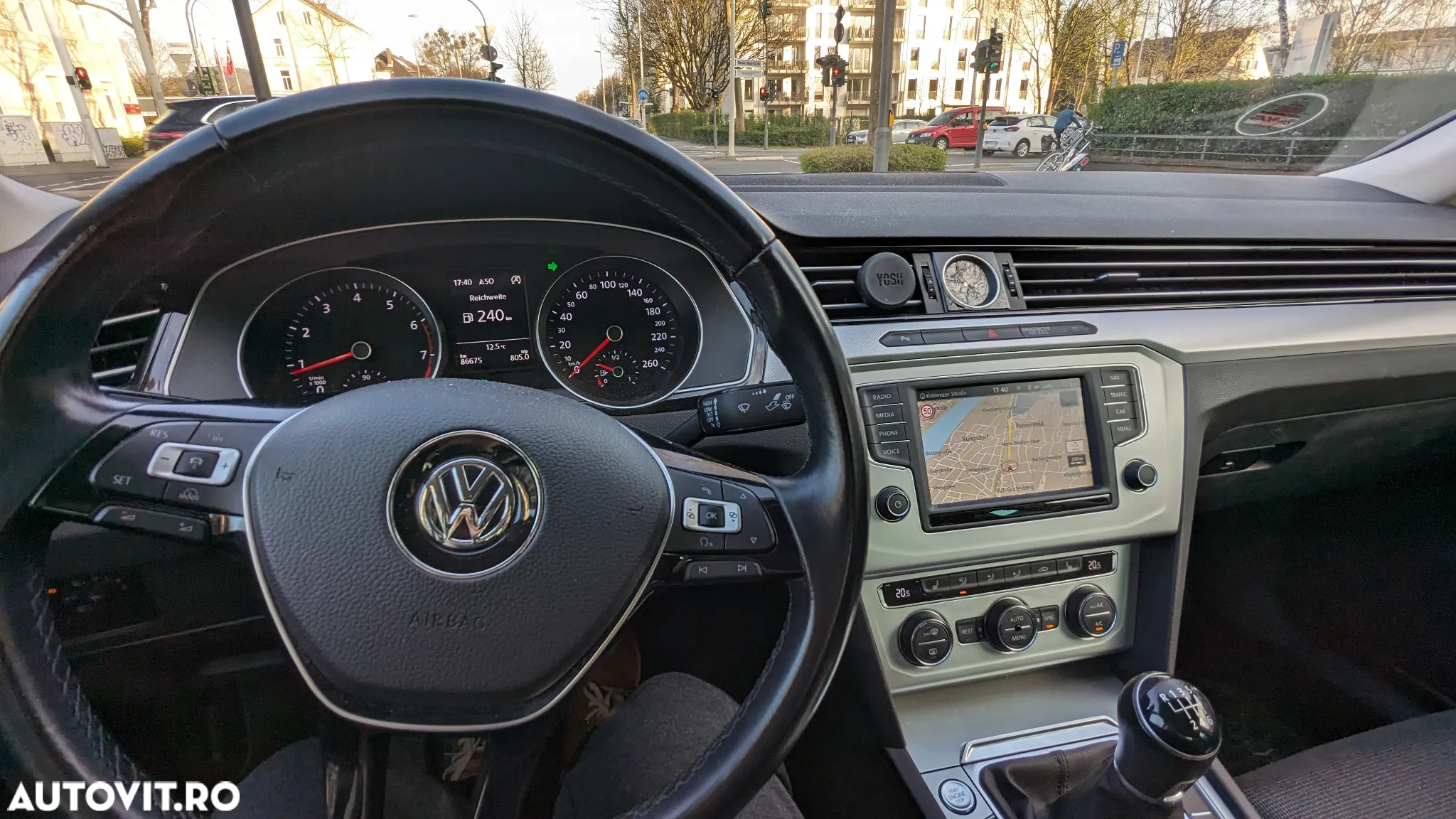 Volkswagen Passat 1.5 TSI ACT Advance - 7