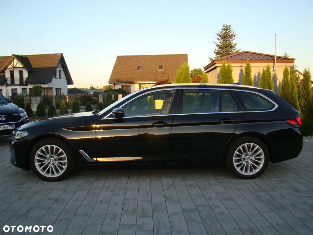 BMW Seria 5 520d xDrive mHEV Luxury Line sport - 7