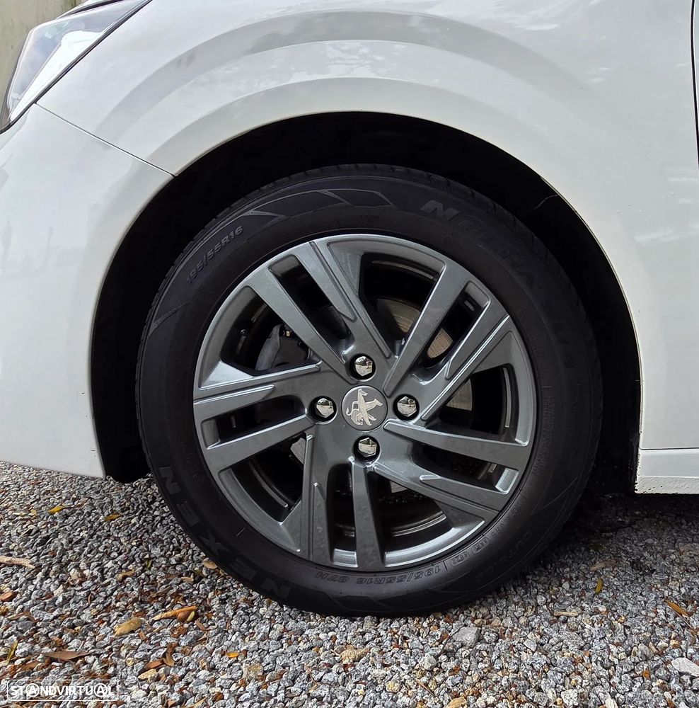 Peugeot 208 1.5 BlueHDi Active Pack - 21