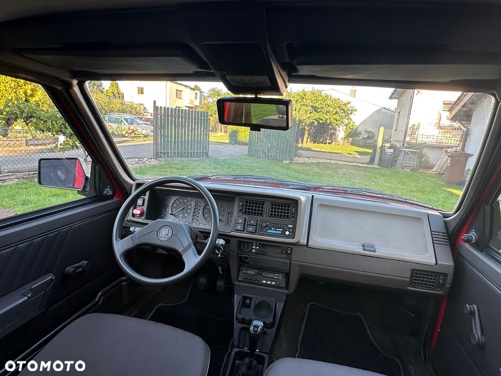 Skoda Favorit 1.3 L - 12