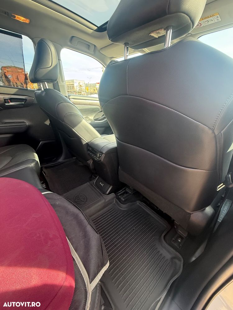 Toyota Highlander 2.5 Hybrid Luxury - 23