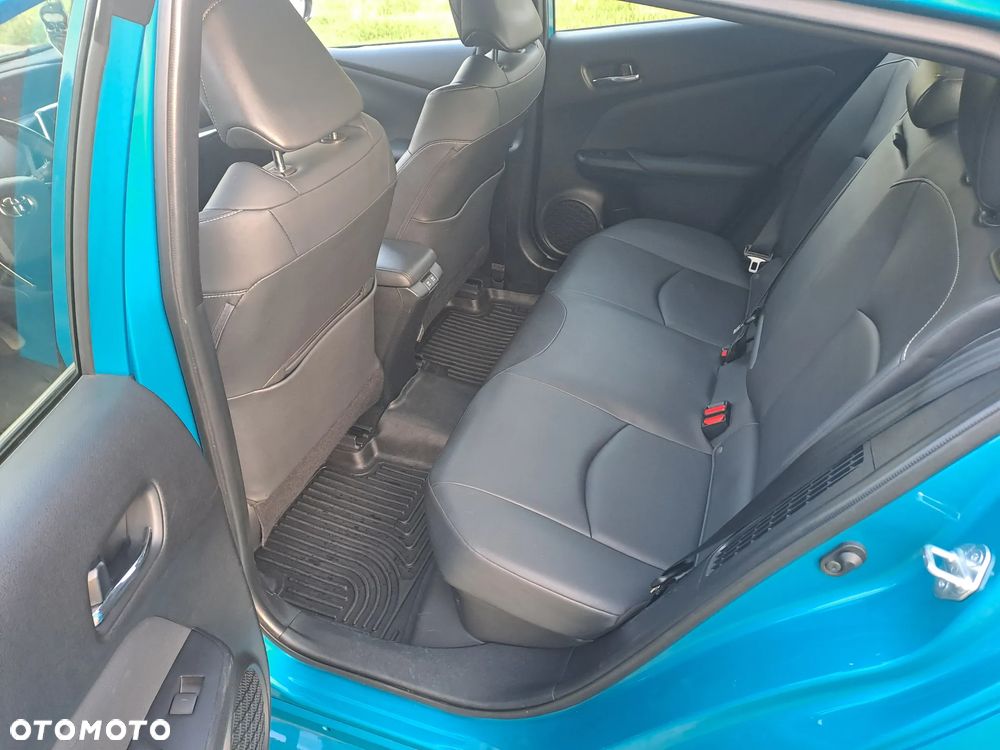 Toyota Prius 1.8 HSD Premium - 20