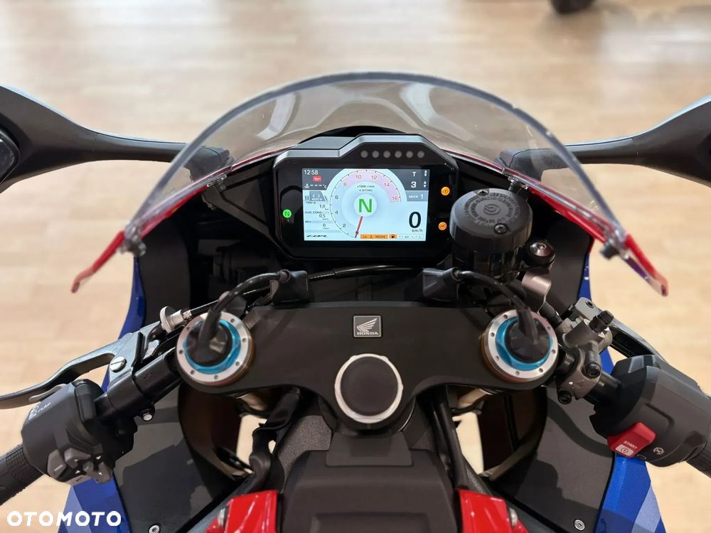 Honda CBR - 6