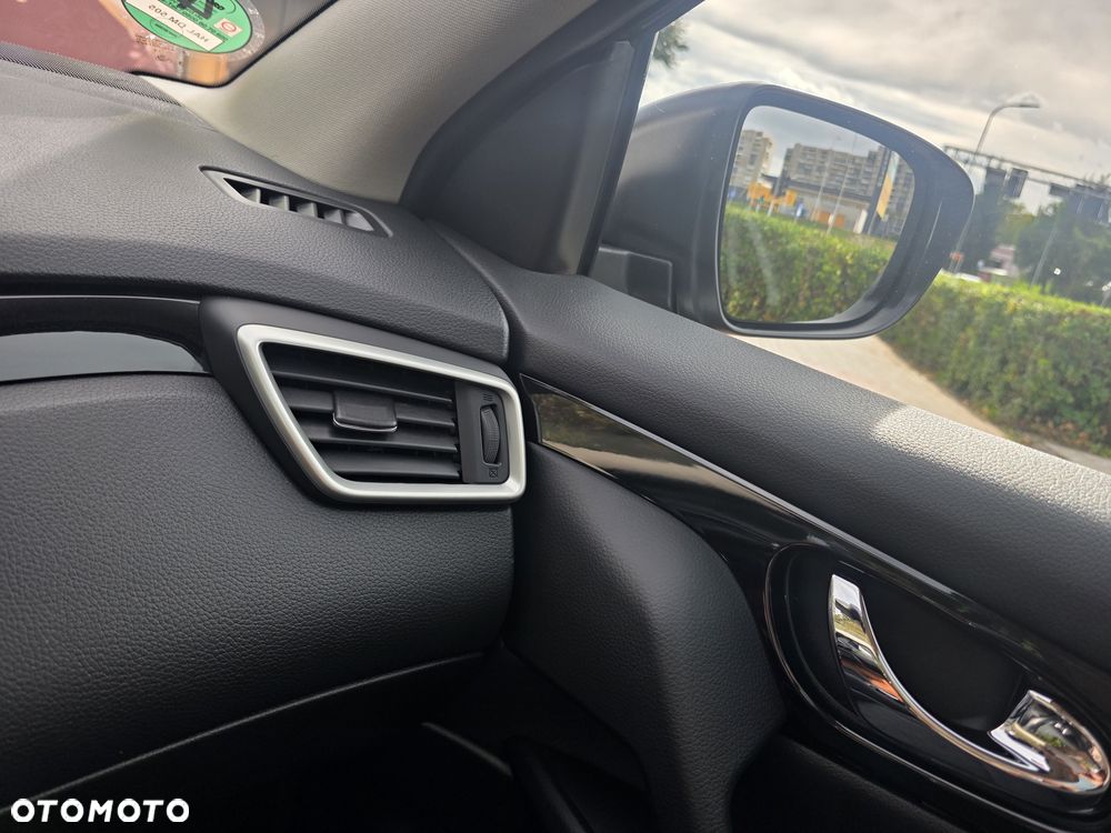 Nissan Qashqai 1.6 DIG-T Tekna - 24