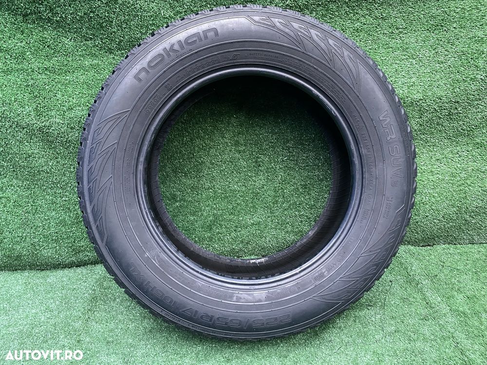 Set 4 anvelope iarna Nokian WR SUV3 225 65 17 106HXL Dot 3518 5,2mm - 2