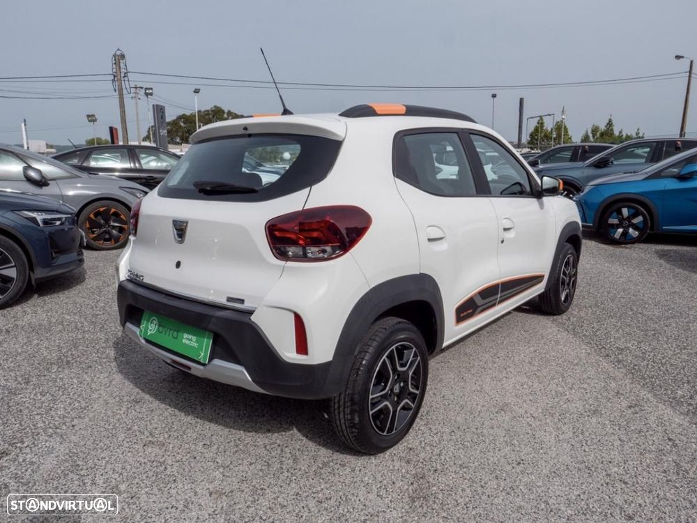 Dacia Spring Comfort Plus - 16